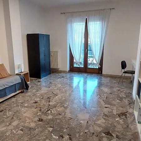 Casa Tancredi, Lingotto Apartment Turin